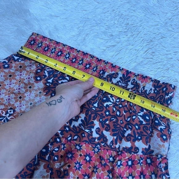 CAbi Isabel Ruffled Floral Patchwork Skirt woman’s size  Medium - Picture 7 of 11